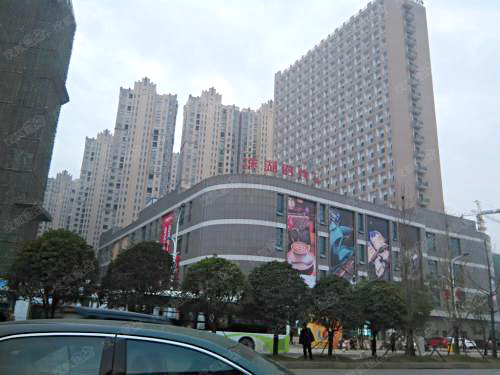 洋湖時(shí)代廣場(chǎng)-不銹鋼煙囪制安工程